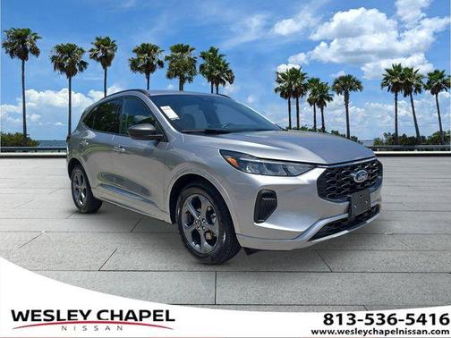 Iconic Silver Metallic 2024 Ford Escape ST-Line