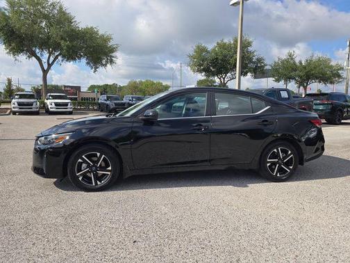 Super Black 2025 Nissan Sentra SV