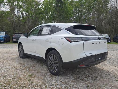 Everest White Pearl Tricoat 2026 Nissan Murano SL