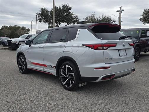 2024 Mitsubishi Outlander PHEV SE S-AWC