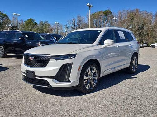 2023 Cadillac XT6 Premium Luxury AWD