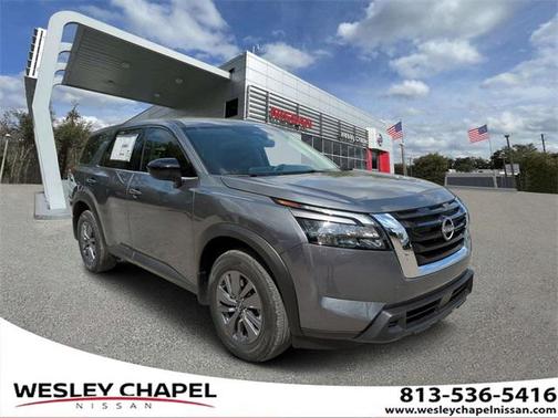 2025 Nissan Pathfinder S FWD