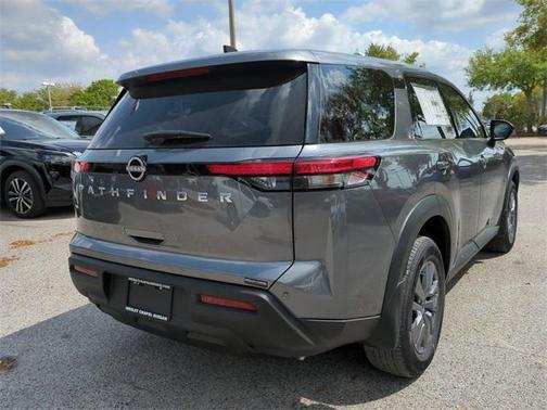 2025 Nissan Pathfinder S FWD