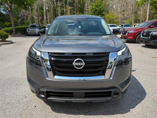 2025 Nissan Pathfinder S FWD
