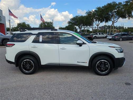 2023 Nissan Pathfinder Rock Creek 4WD