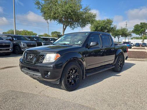 Magnetic Black Pearl 2021 Nissan Frontier SV