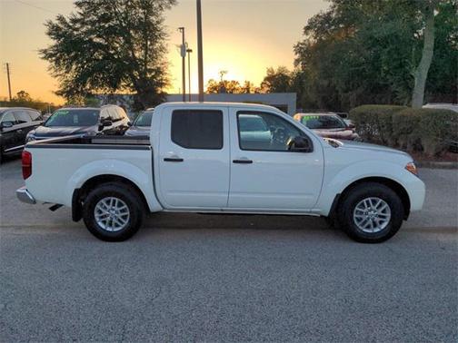 2020 Nissan Frontier SV