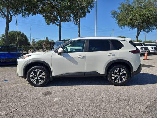 Pearl White Tricoat 2023 Nissan Rogue SV