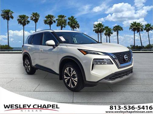 Pearl White Tricoat 2023 Nissan Rogue SV
