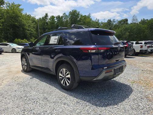 Deep Ocean Blue Pearl 2026 Nissan Pathfinder SL