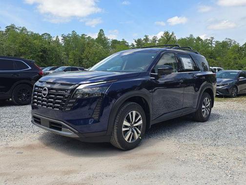 Deep Ocean Blue Pearl 2026 Nissan Pathfinder SL