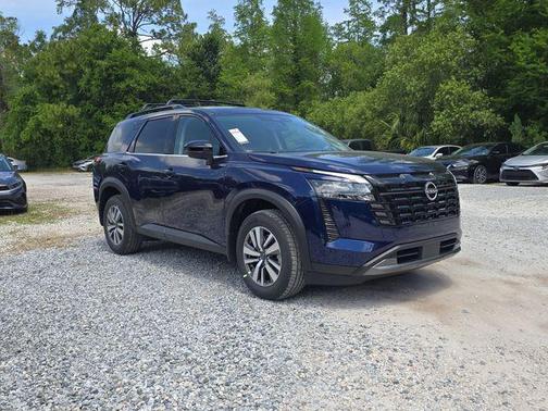Deep Ocean Blue Pearl 2026 Nissan Pathfinder SL