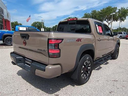 2022 Nissan Frontier PRO-4X