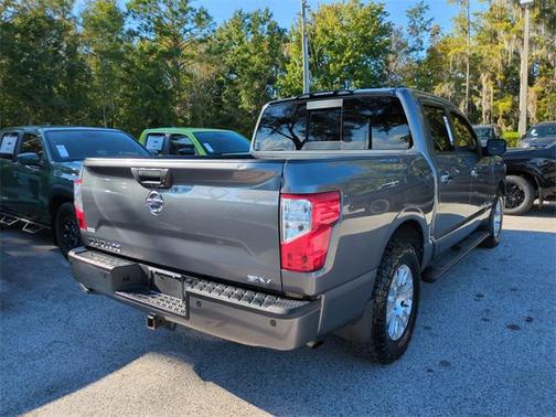 2019 Nissan Titan SV