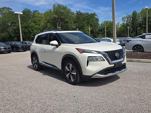 Pearl White Tricoat 2023 Nissan Rogue Platinum