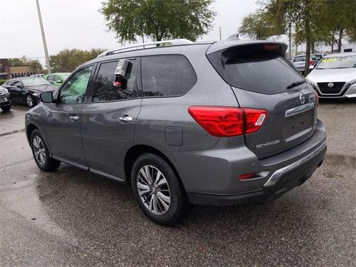 Gun Metallic 2019 Nissan Pathfinder SV