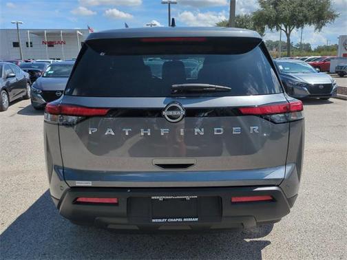 2025 Nissan Pathfinder S FWD