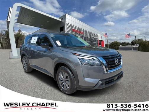 2025 Nissan Pathfinder S FWD