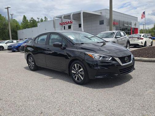 Super Black 2021 Nissan Versa 1.6 SV