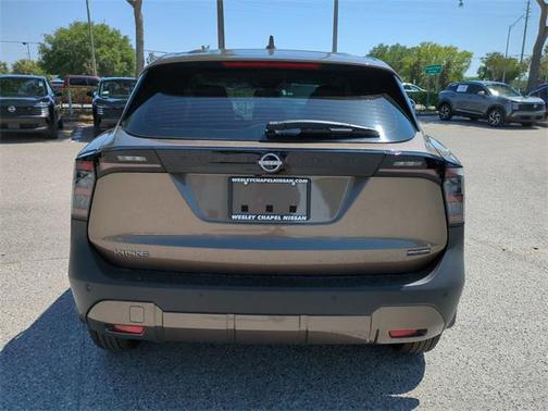 2025 Nissan Kicks S