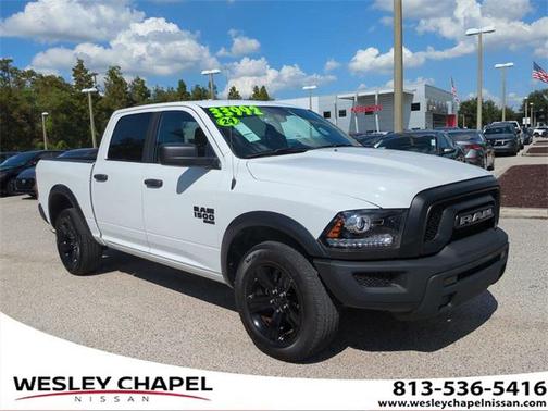 2024 RAM 1500 Classic Warlock Crew Cab 4x4 5'7' Box