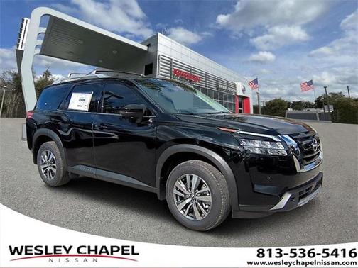 2025 Nissan Pathfinder SL FWD