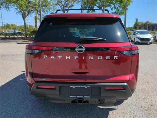2025 Nissan Pathfinder SV FWD