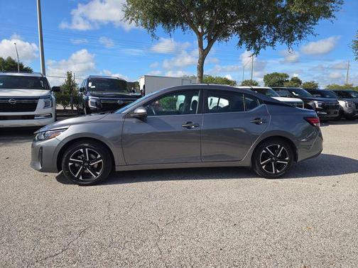 Gun Metallic 2024 Nissan Sentra SV