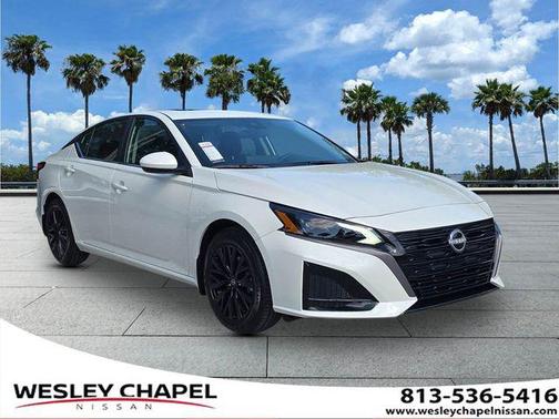 Pearl White Tricoat 2026 Nissan Altima 2.5 SV