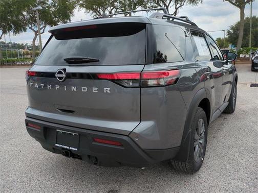 2025 Nissan Pathfinder SV FWD