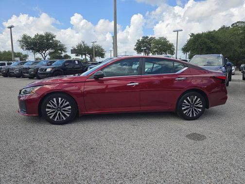 Scarlet Ember 2024 Nissan Altima 2.5 SV