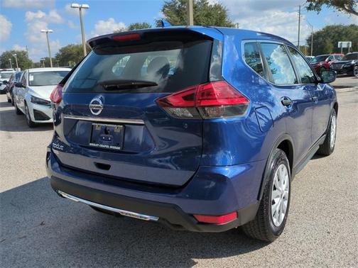 2017 Nissan Rogue S