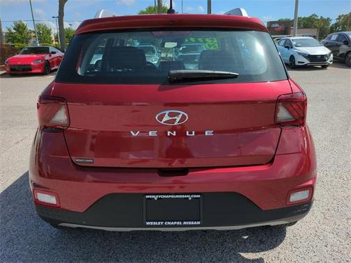 2024 Hyundai VENUE Limited