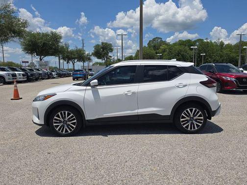 Fresh Powder 2023 Nissan Kicks SV