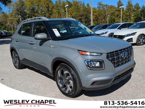 2022 Hyundai VENUE SEL