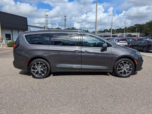 2021 Chrysler Pacifica Limited