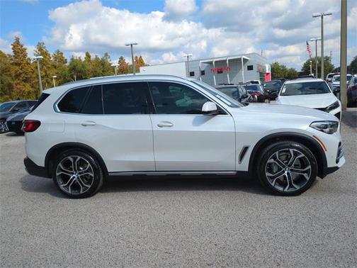 2023 BMW X5 sDrive40i