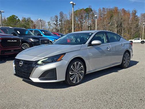 2023 Nissan Altima 2.5 SL