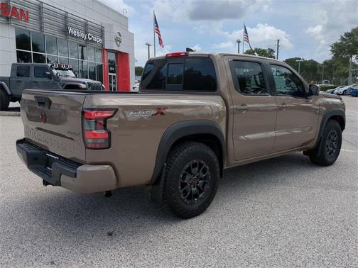 2022 Nissan Frontier PRO-X