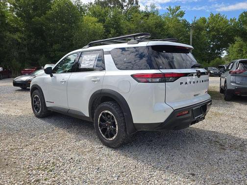 Everest White Pearl Tricoat 2026 Nissan Pathfinder Rock Creek