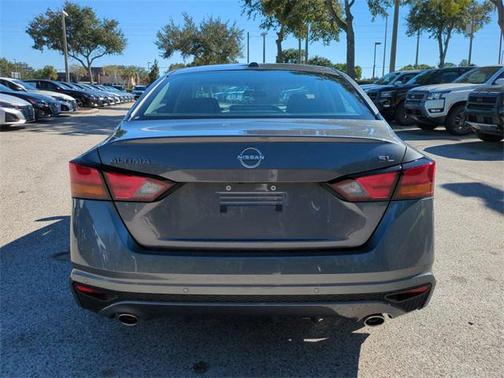 2025 Nissan Altima 2.5 SL