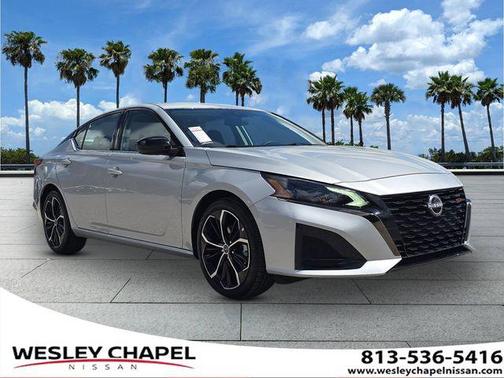 2025 Nissan Altima SR FWD