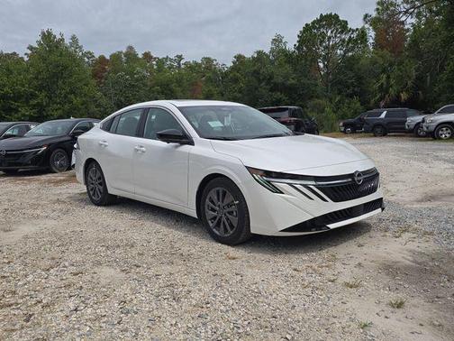 Aspen White Tricoat 2026 Nissan Sentra SL