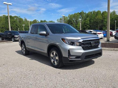 Modern Steel Metallic 2025 Honda Ridgeline RTL