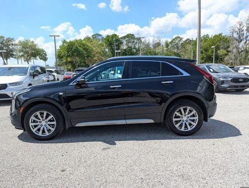 Stellar Black Metallic 2021 Cadillac XT4 Premium Luxury