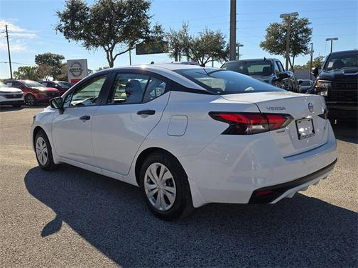 2025 Nissan Versa 1.6 S
