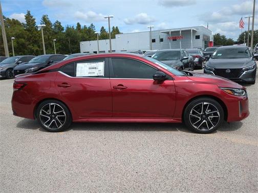 2025 Nissan Sentra SR