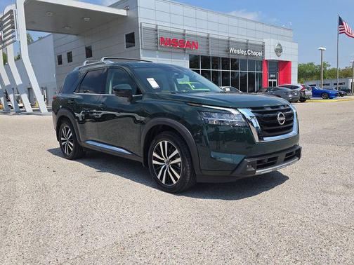 2024 Nissan Pathfinder Platinum 4WD