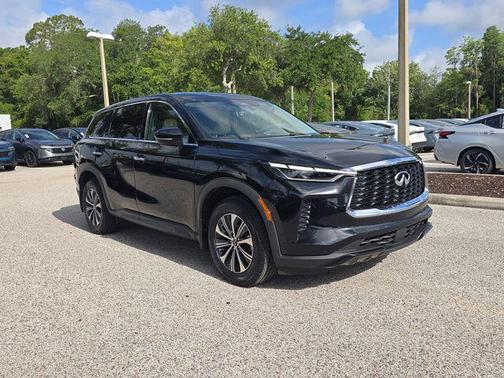Mineral Black 2023 INFINITI QX60 Pure