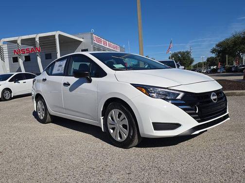 2025 Nissan Versa 1.6 S